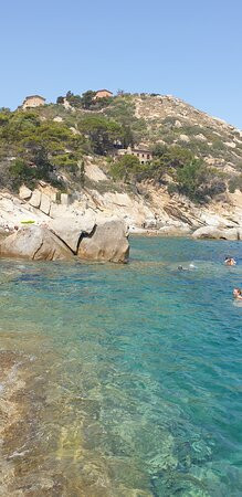 Motonave Ulisse-佩斯卡亚堡必去景点