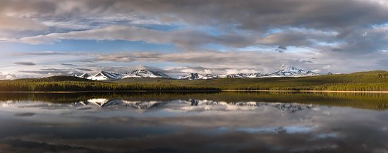 Chaunigan Lake Lodge