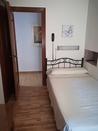 Hostal la Campana主图