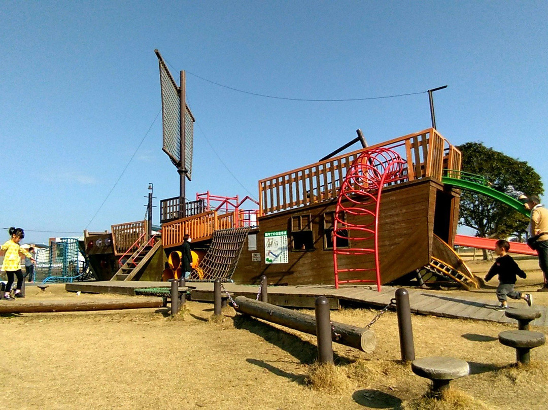 小城市旅游景点-Ushizu Park