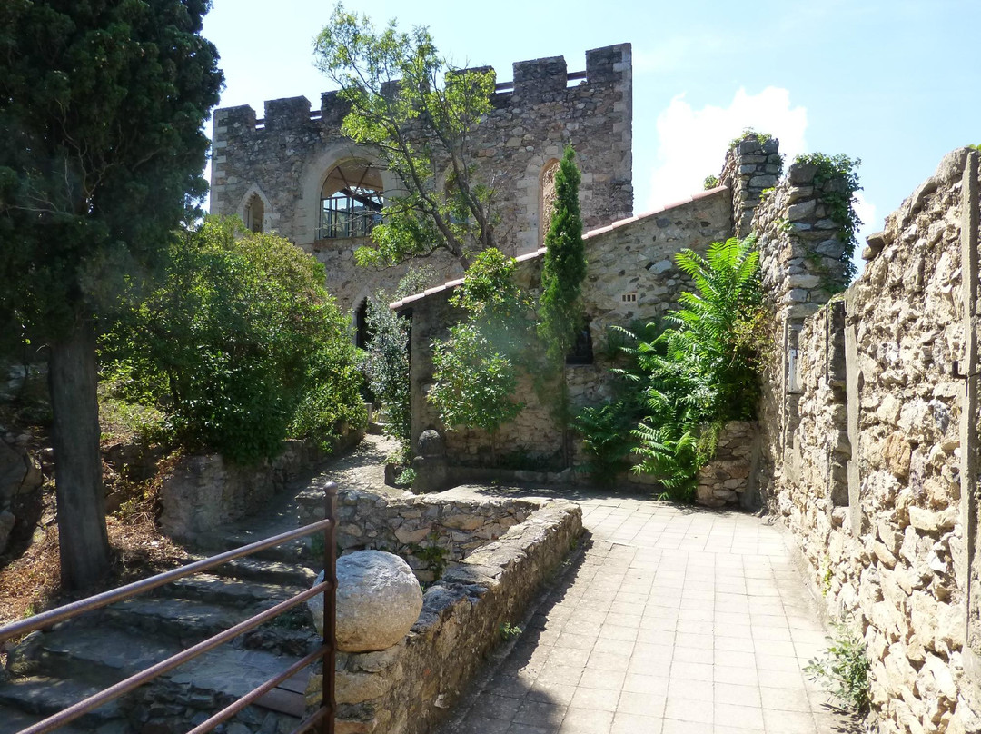 Château de Castelnou景点图片