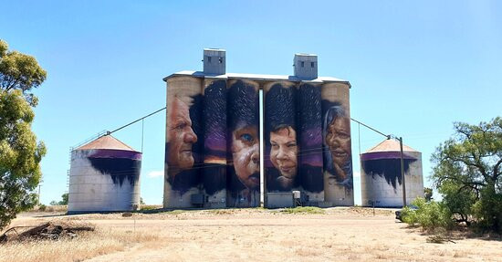 Sheep Hills Silo Art-Sheep Hills必去景点