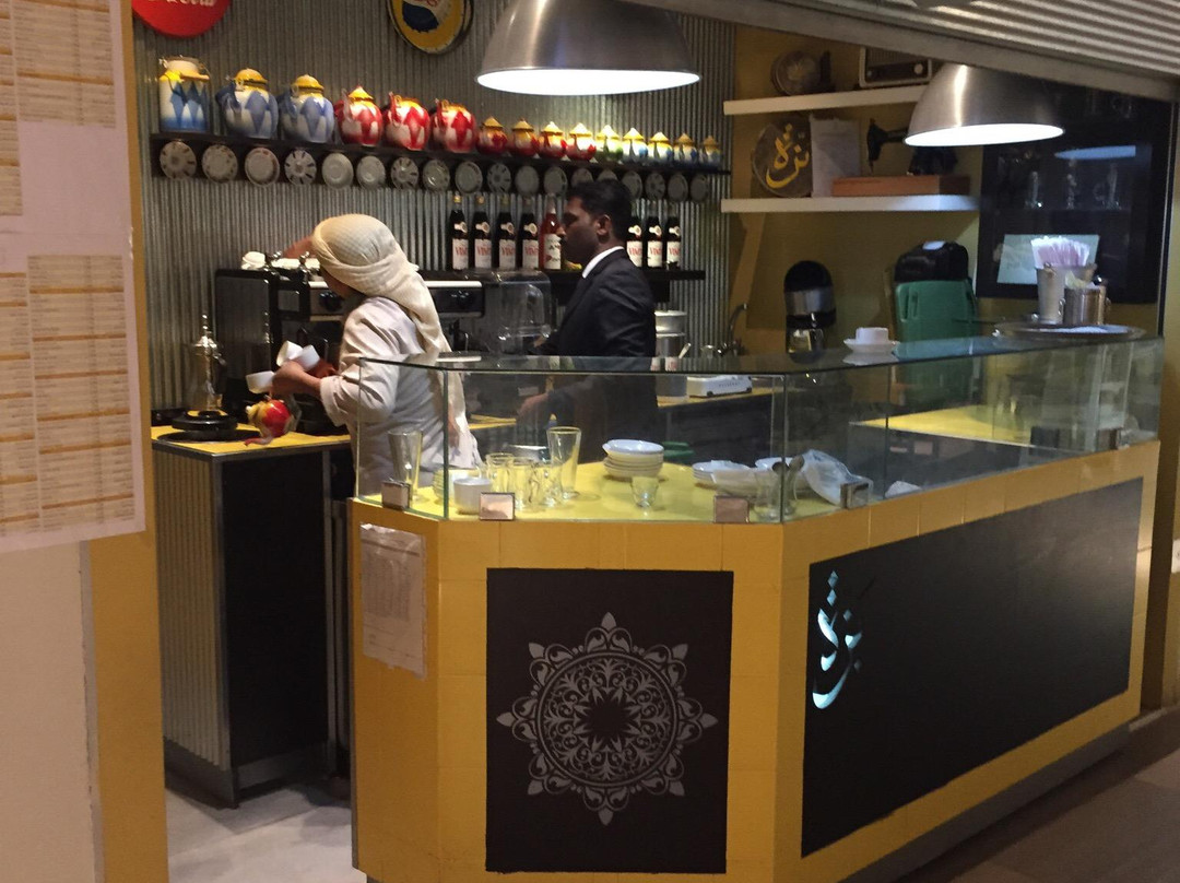 Hawalli餐馆和美食-Cafe Bazza Mohallab
