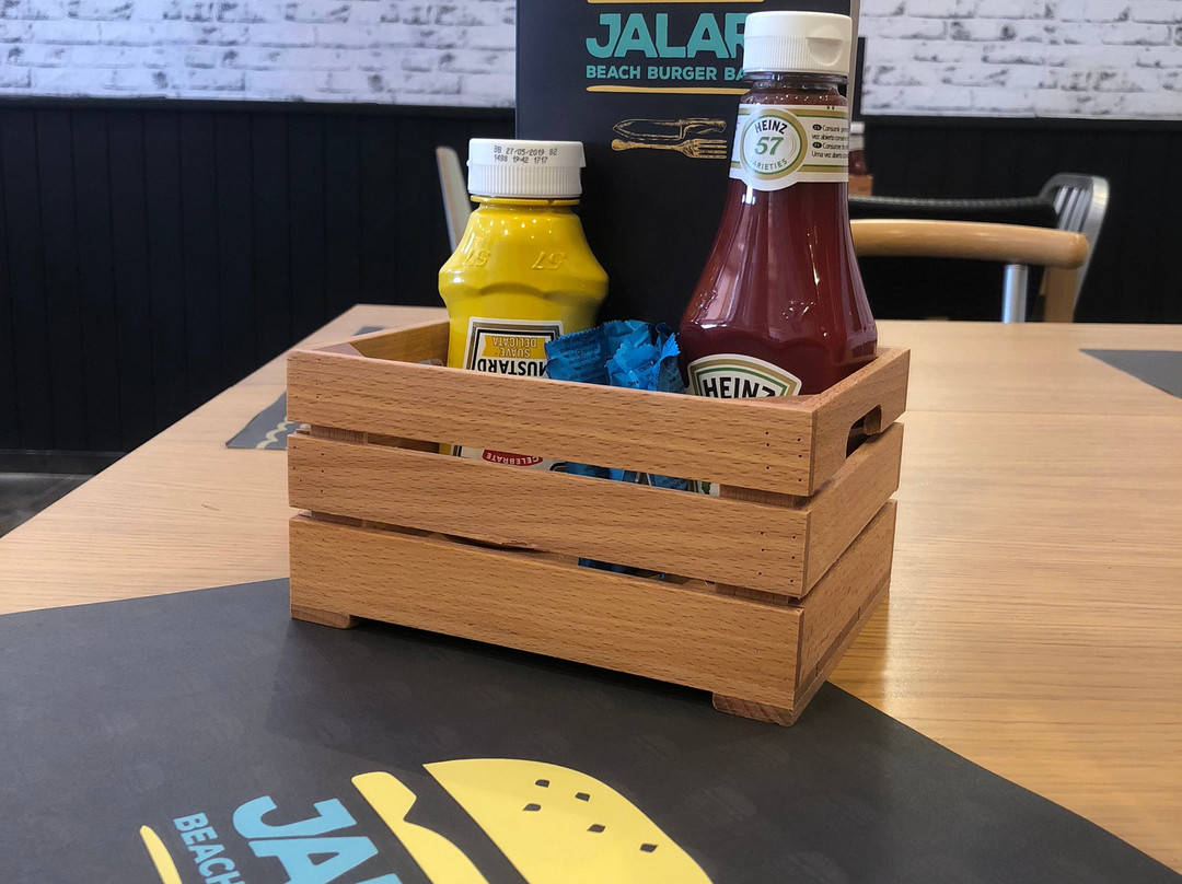 Jalar Beach Burger Bar