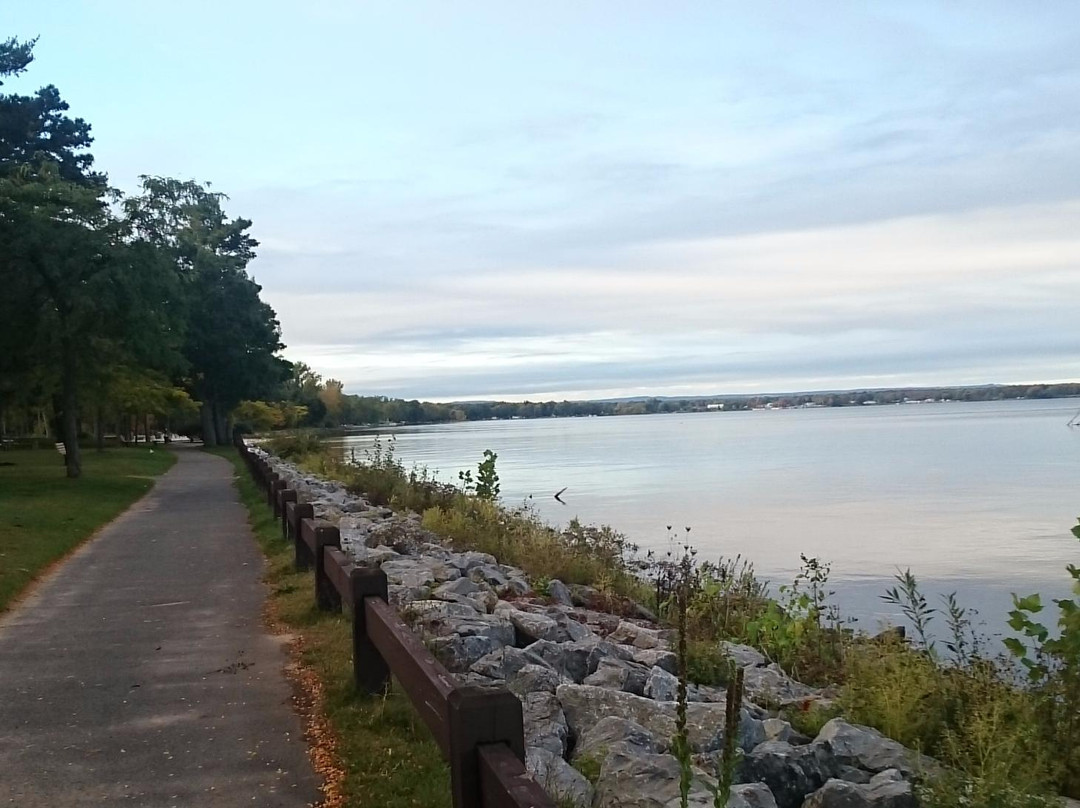 Verona Beach State Park景点图片