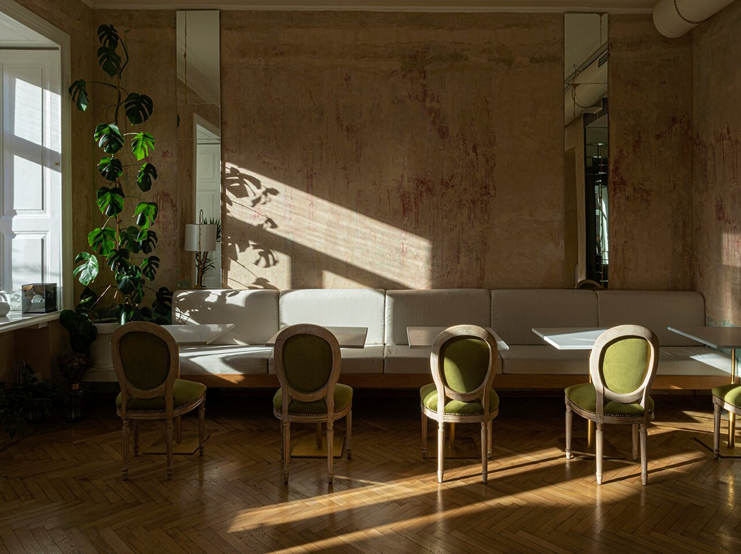 Unfound Door Restaurant