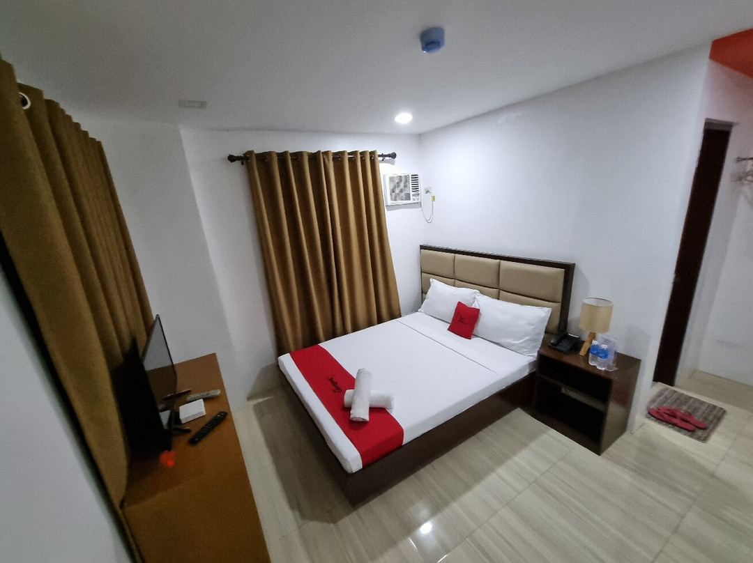 RedDoorz Plus At JNV Dream Hotel Subic Zambales