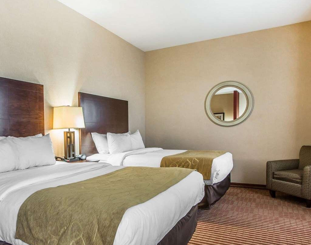 特洛伊凯富套房酒店主图