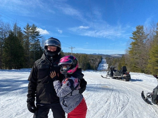 C&C Snowmobile Tours-Chestertown必去景点