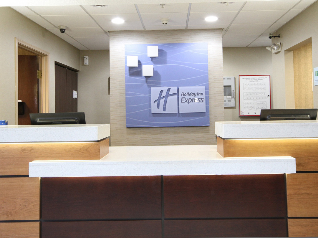 Holiday Inn Express Marshall, an IHG hotel主图