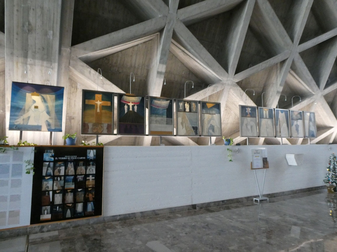 Tempio Mariano di Monte Grisa景点图片