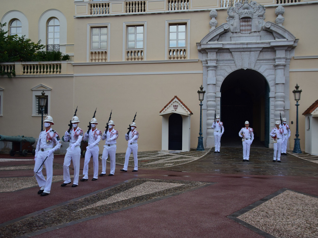 The Palace Guards-摩纳哥城必去景点