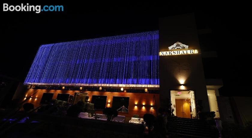 Shivpuri酒店住宿-Nakshatra Resort & Garden