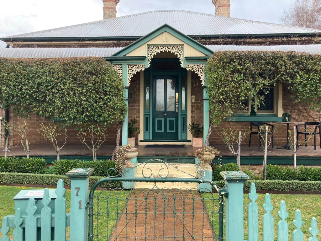 Boissy Bed & Breakfast-官方