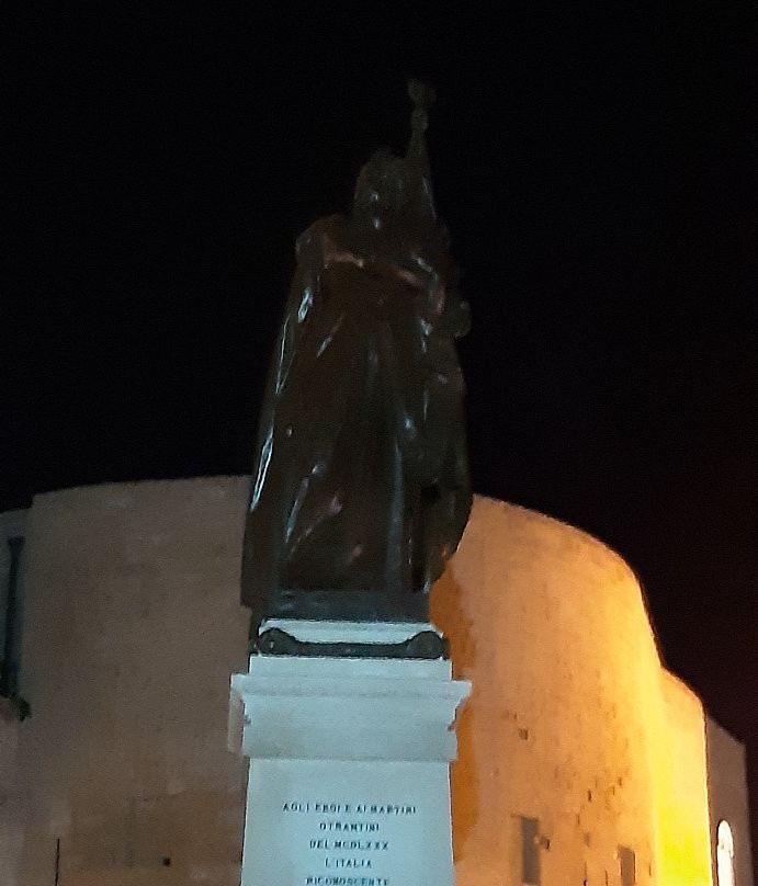 Monumento agli Eroi e Martiri di Otranto-奥特朗托必去景点