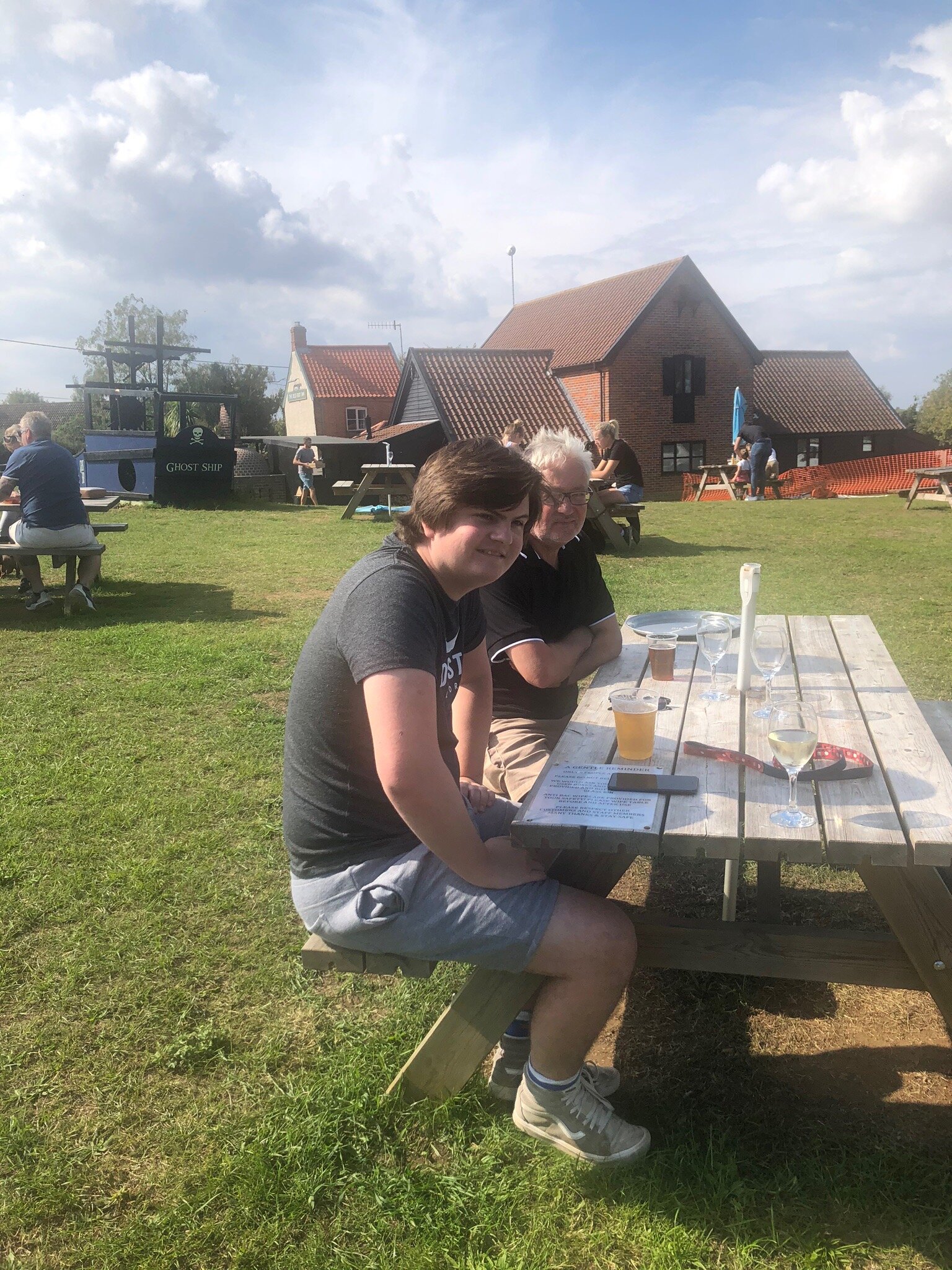 The Eels Foot Inn-官方