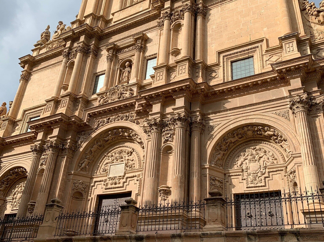 Collegiate Church Of St. Patrick-洛尔卡必去景点