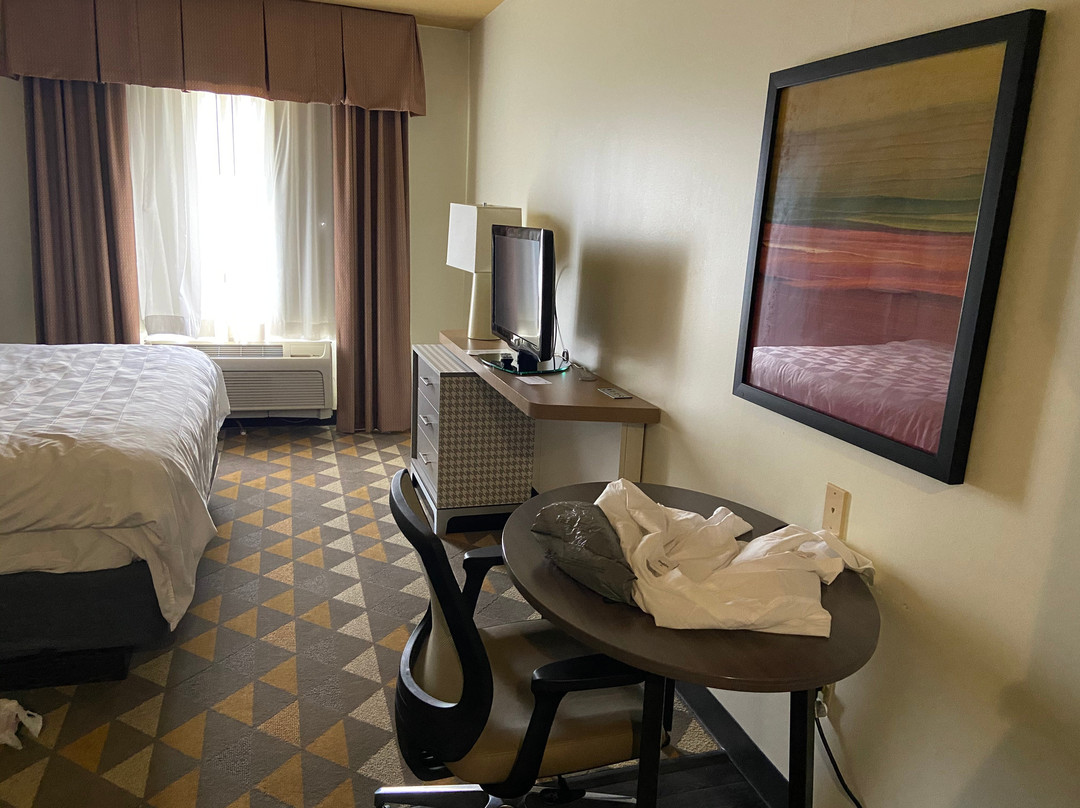 Holiday Inn Carbondale-Conference Center by IHG主图