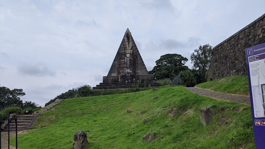 Star Pyramid景点图片