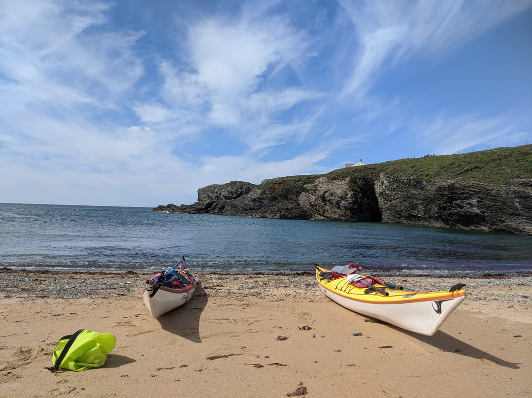 Sea Kayaking Wales景点图片