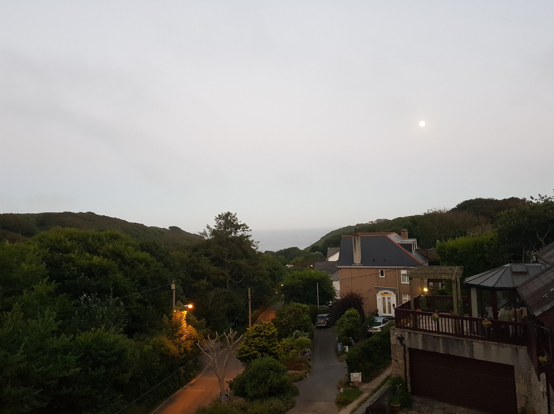 Sea View House主图