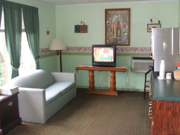 Leatherstocking Lodge主图