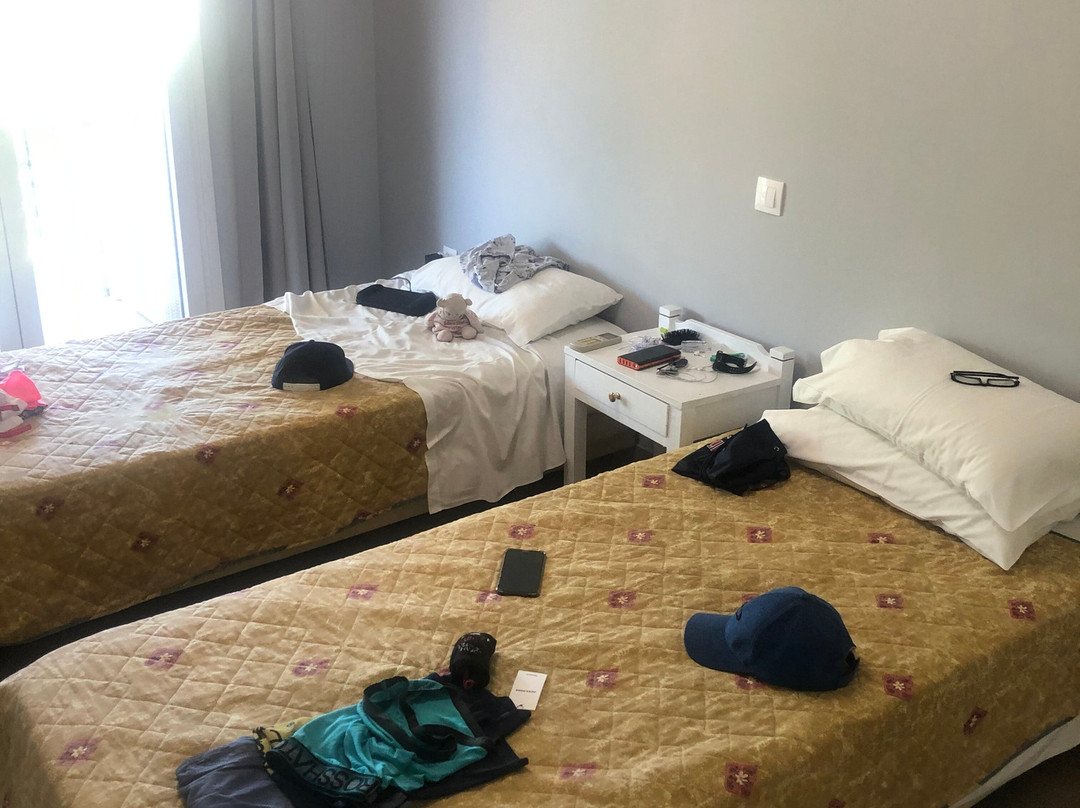 Olive Grove Poolside Apartments主图