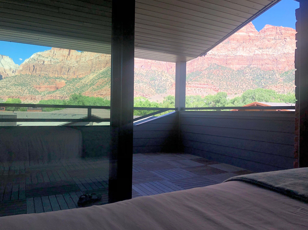 电缆山庄旅馆主图