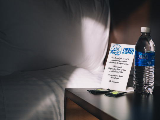 Service Plus Inn & Suites Grande Prairie主图