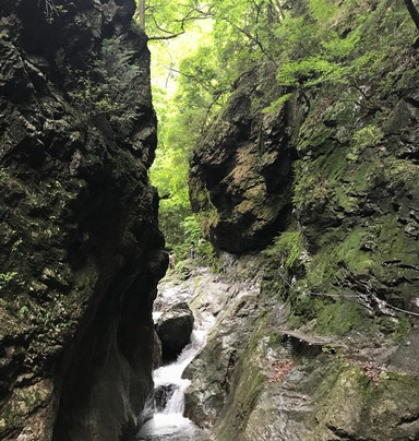 Kanotoiwa-桧原村必去景点