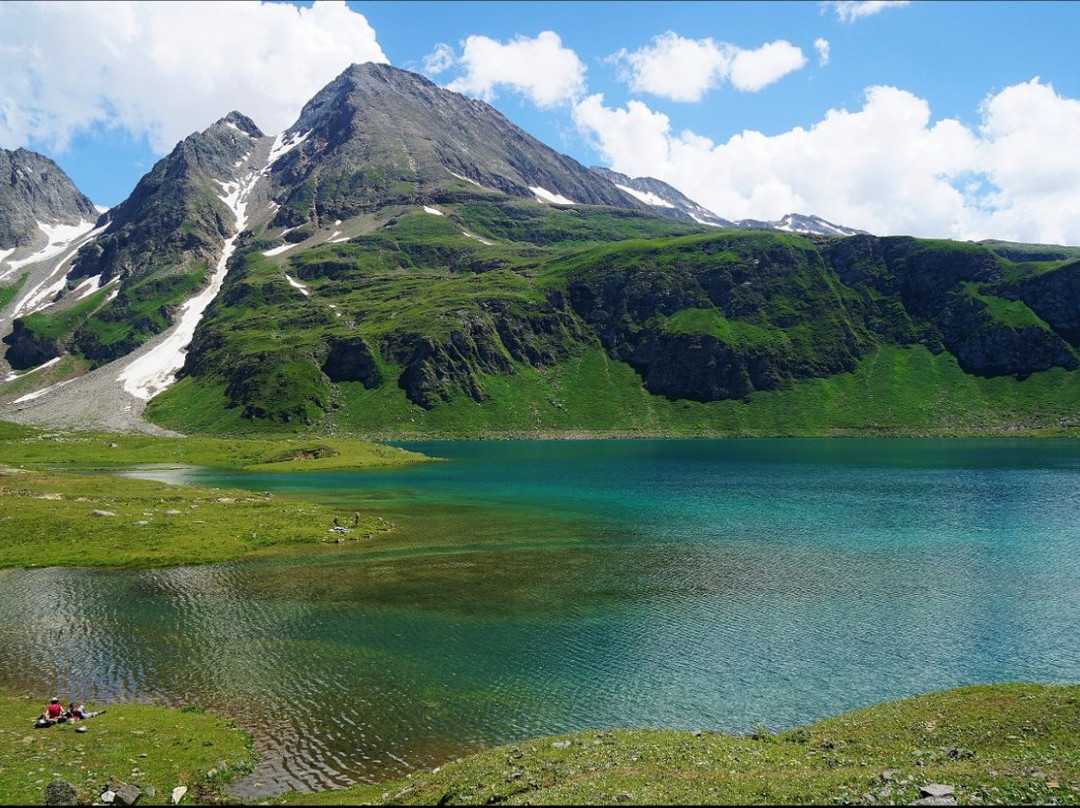 Lago Kastel O Castel景点图片