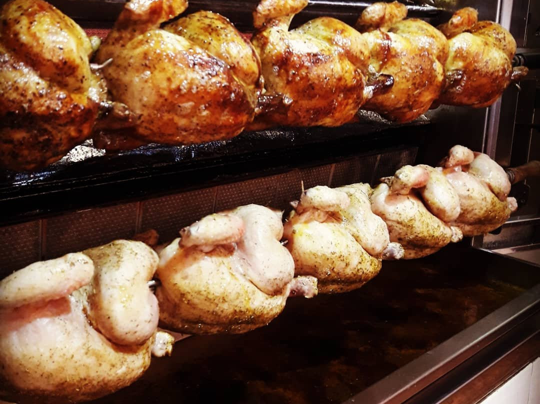 Armenime餐馆和美食-Pizzeria y Asador de Pollo Armenime