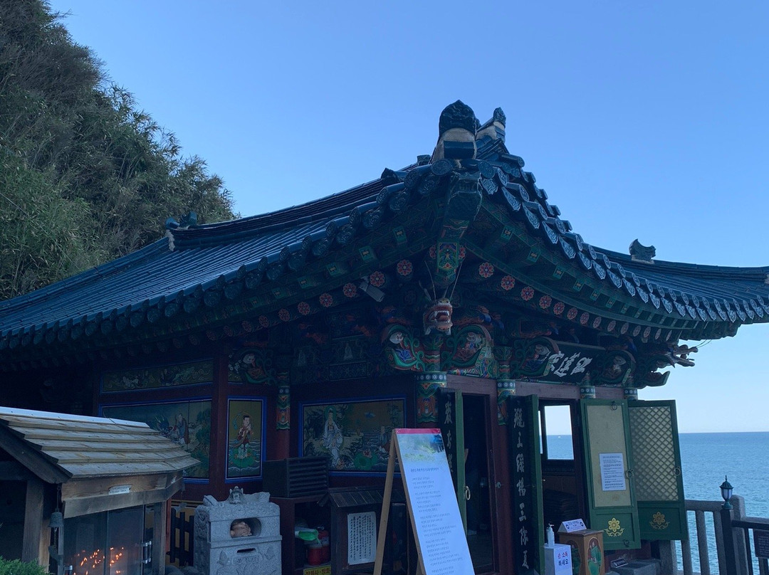 Uisangdae Pavilion景点图片