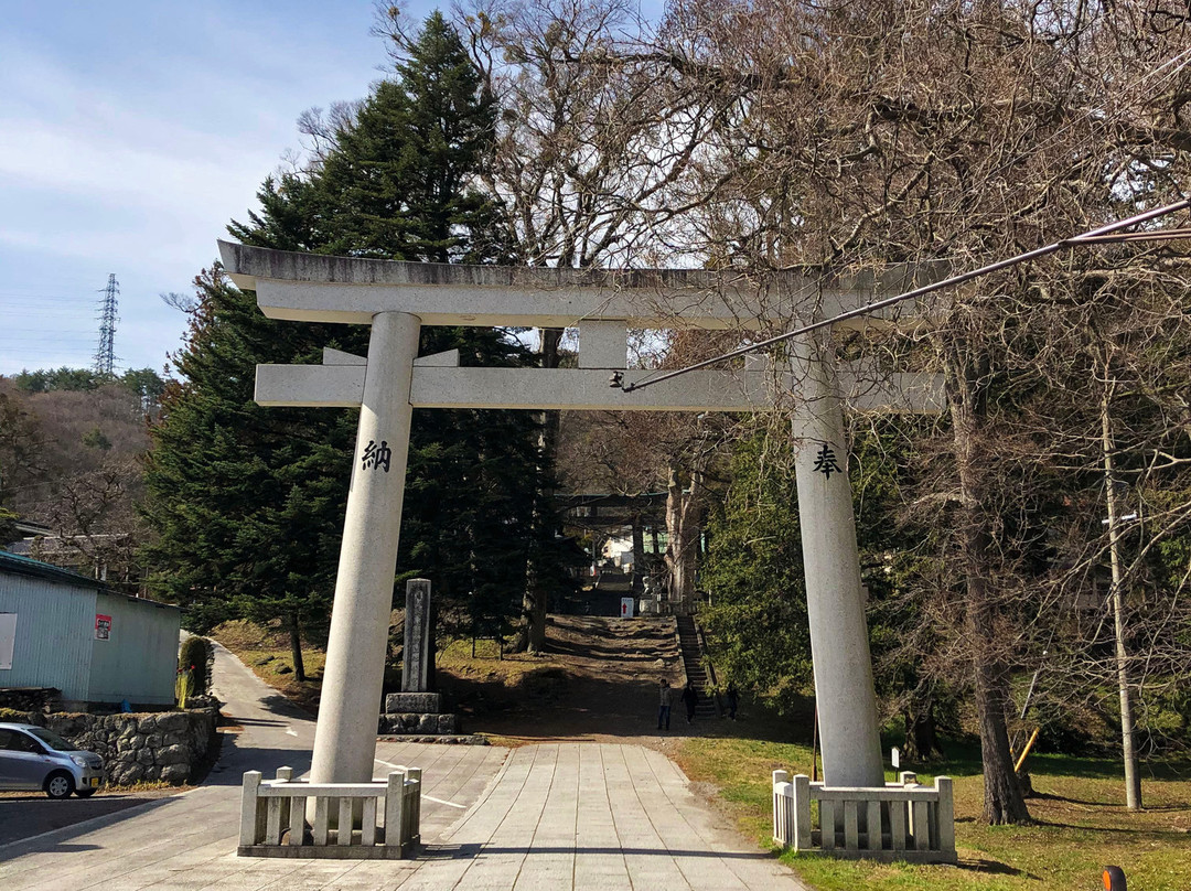 Suwa Shrine Kamishamaemiya-茅野市必去景点