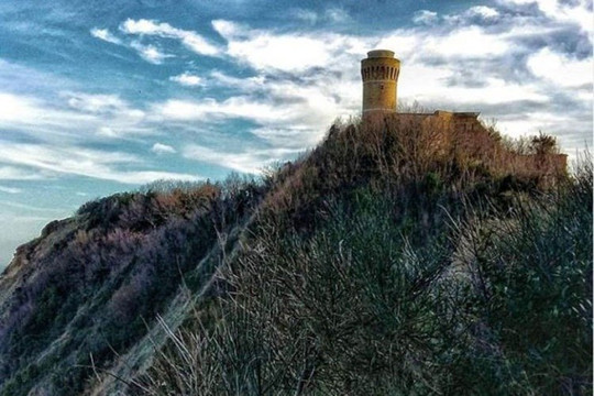 Appennino-Incoming-安科纳必去景点