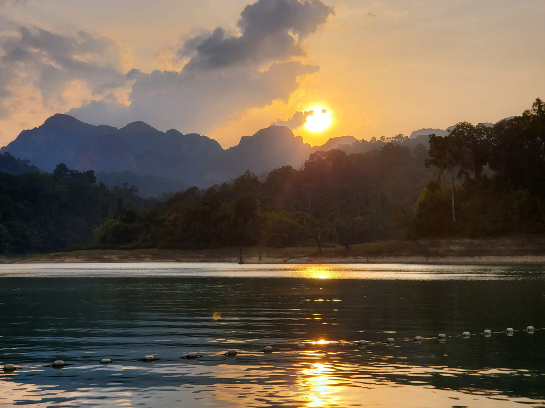 Elephant Hills主图