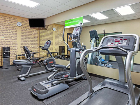 南本德拉昆塔温德姆套房酒店主图