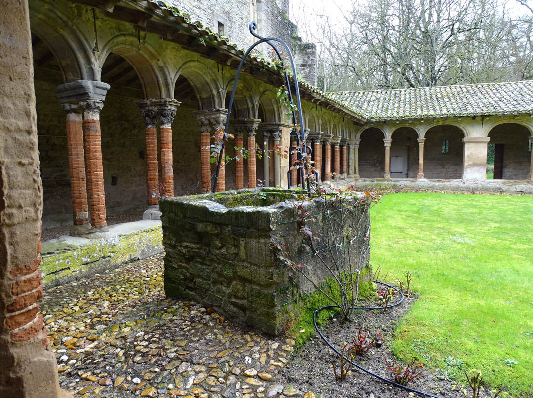 Abbaye-Cathédrale de Saint-Papoul-Saint-Papoul必去景点