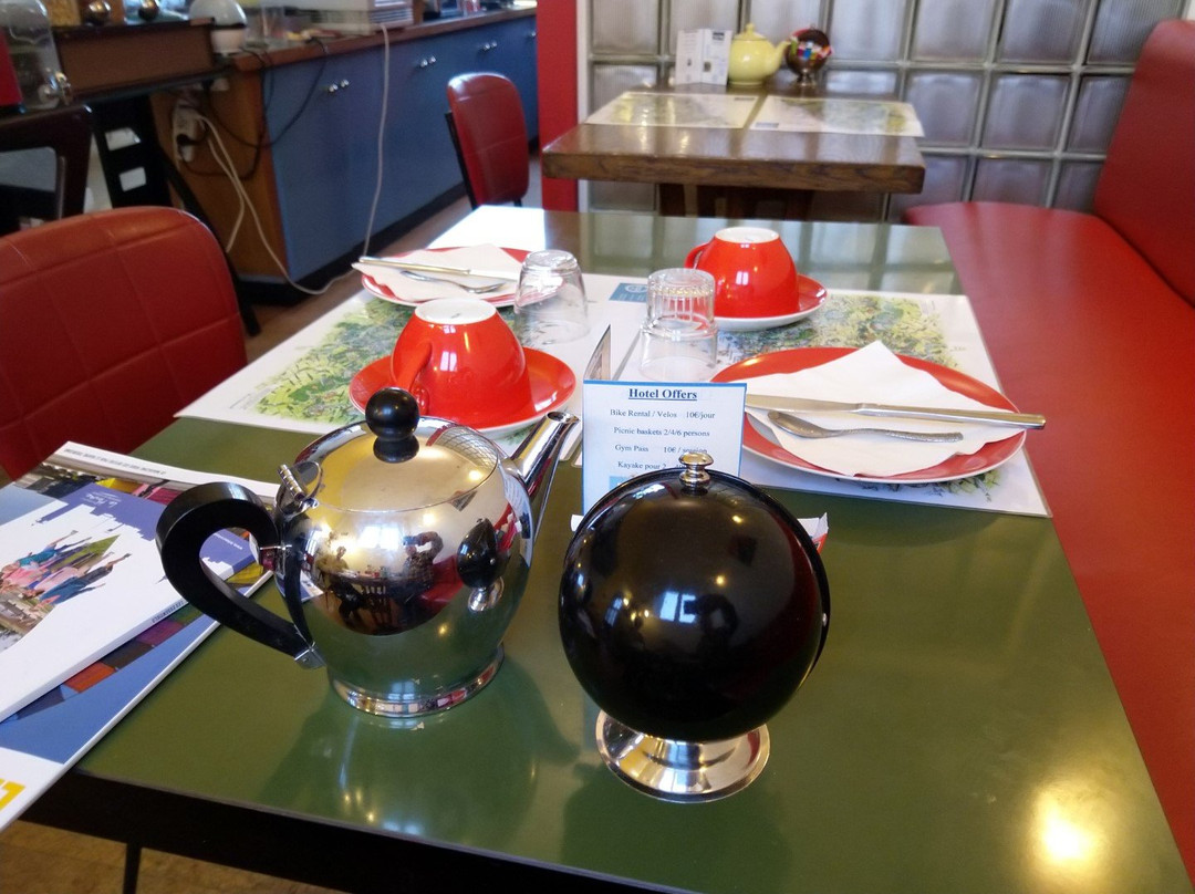 奥斯卡酒店主图