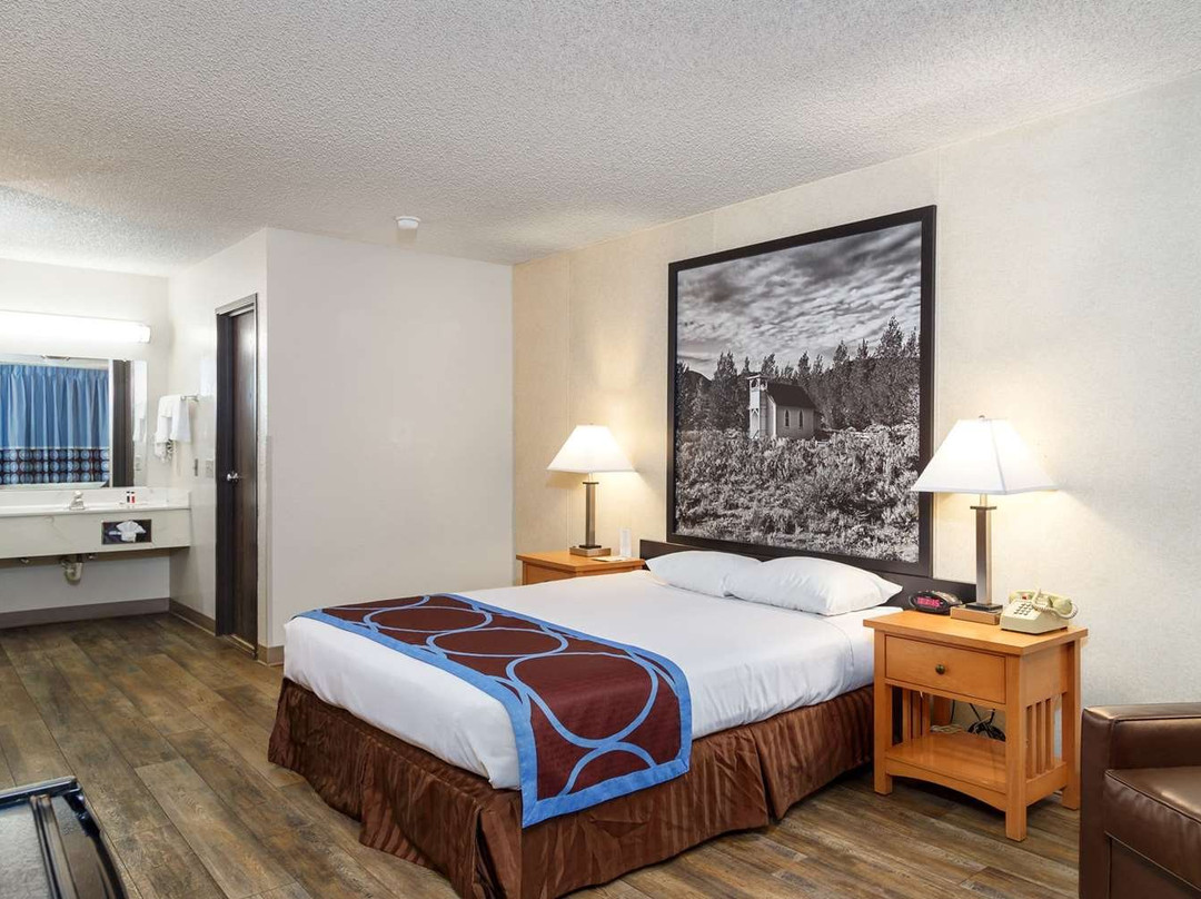 Super 8 By Wyndham Hotels主图