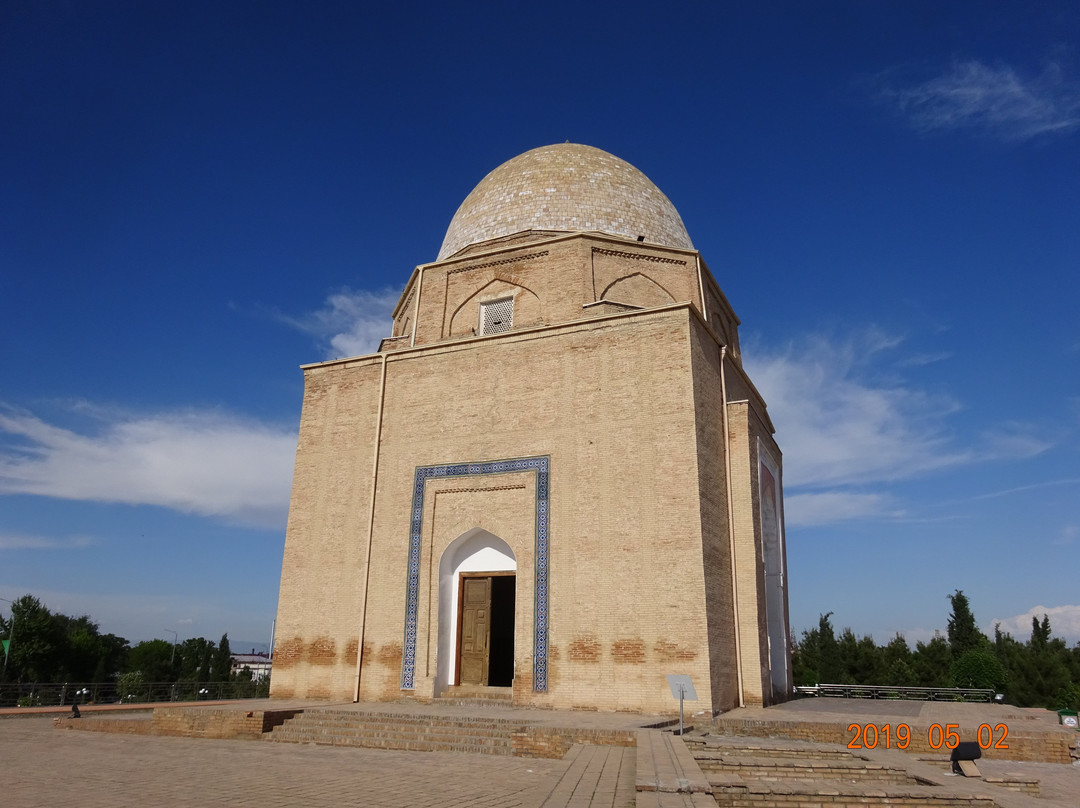 Mausoleum Rukhabad景点图片