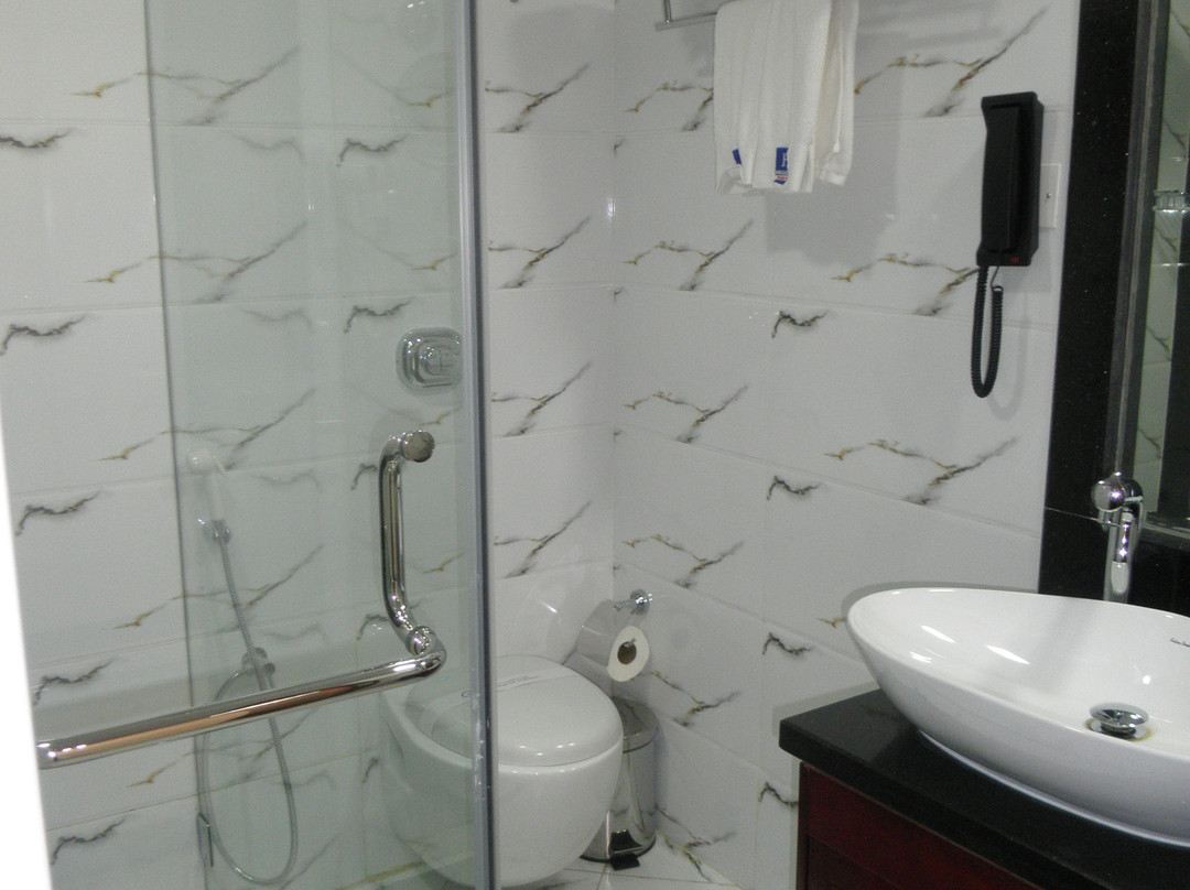 Golden Tulip Headington Ruwi主图