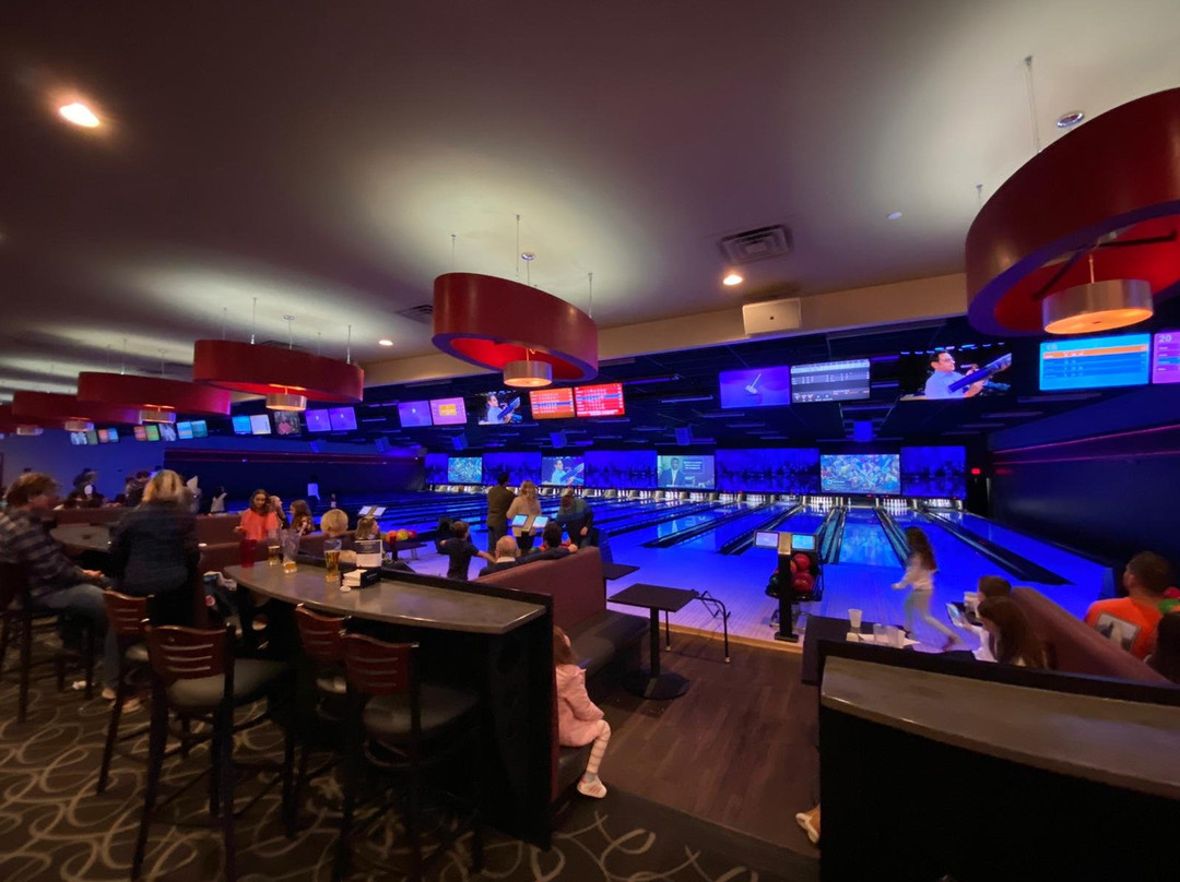 Circle Bowl & Entertainment景点图片