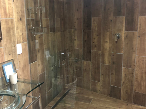 银石赛道旅馆主图