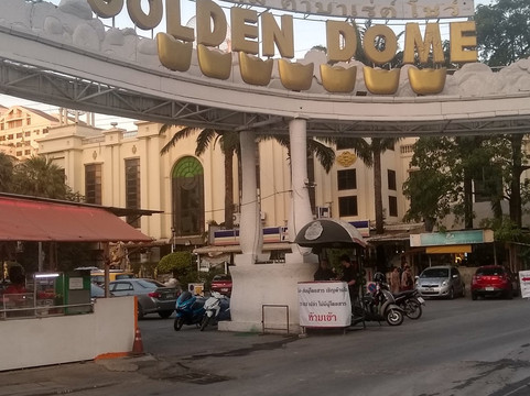 金东尼人妖秀-曼谷必去景点