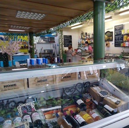 Les Halles de Meze-Meze必去景点