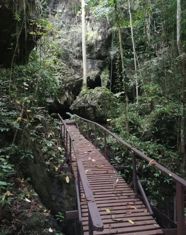 Kamin Cave景点图片
