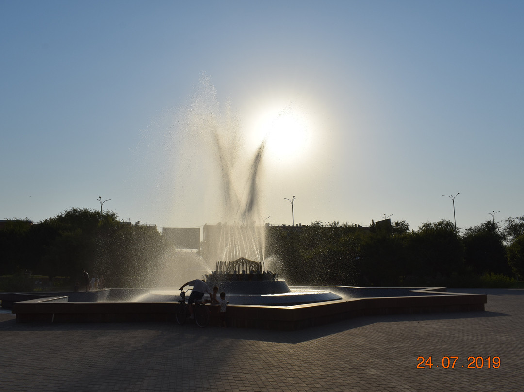 Monument to Jalal ad-Din Mingburnu-Urgench必去景点