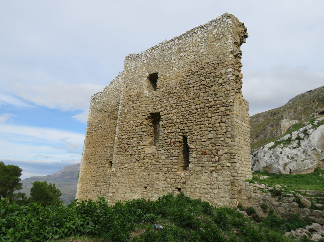 Castello di Caltavuturo景点图片