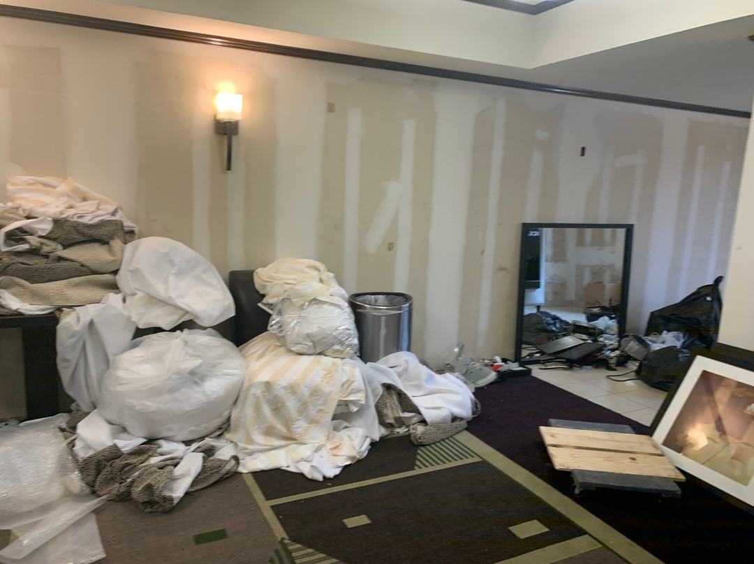 诺曼希尔顿花园酒店主图